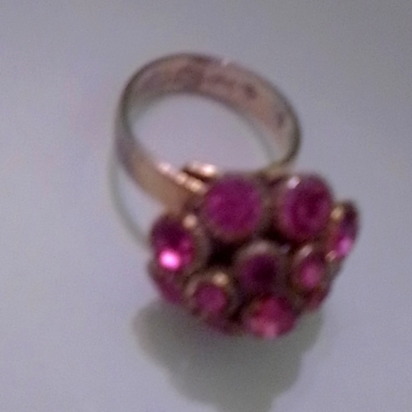Adjustable ladies Ring - Picture 2 of 7